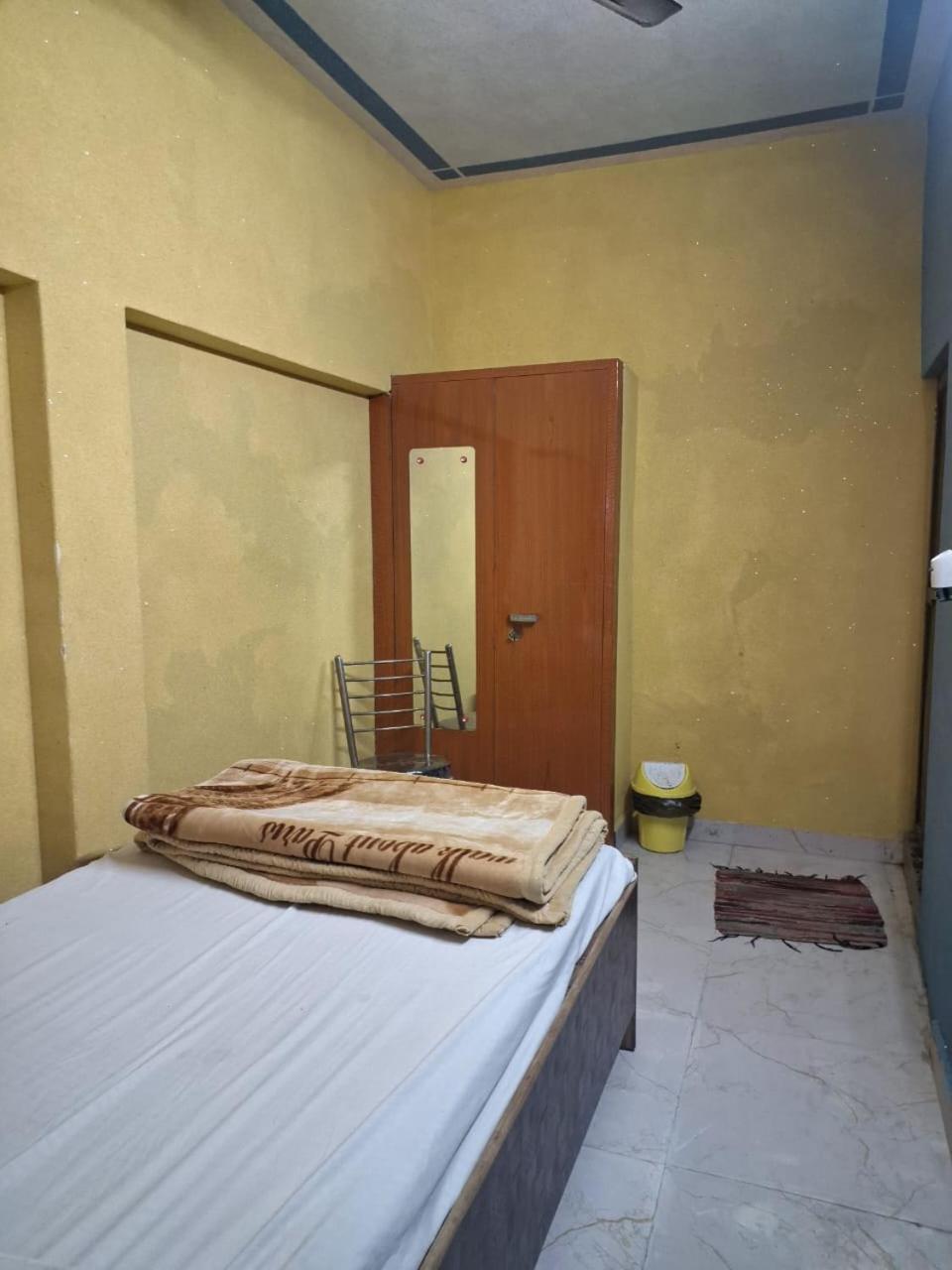 Privyrooms Gorakhpur Luaran gambar