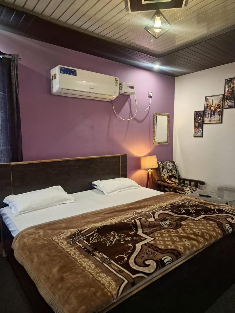 Privyrooms Gorakhpur Luaran gambar