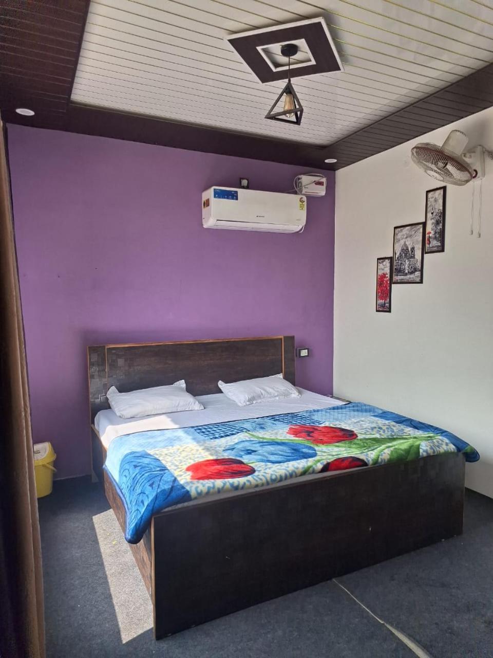 Privyrooms Gorakhpur Luaran gambar